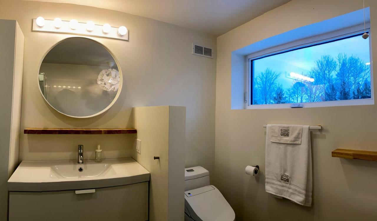 Le Camp Cache Shefford Bed & Breakfast Exterior foto